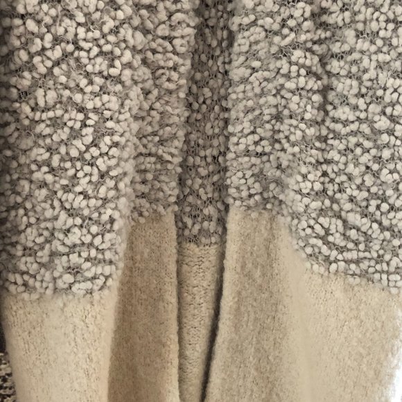 Cozy Sandwich long Cardigan: Size M. - Picture 10 of 10